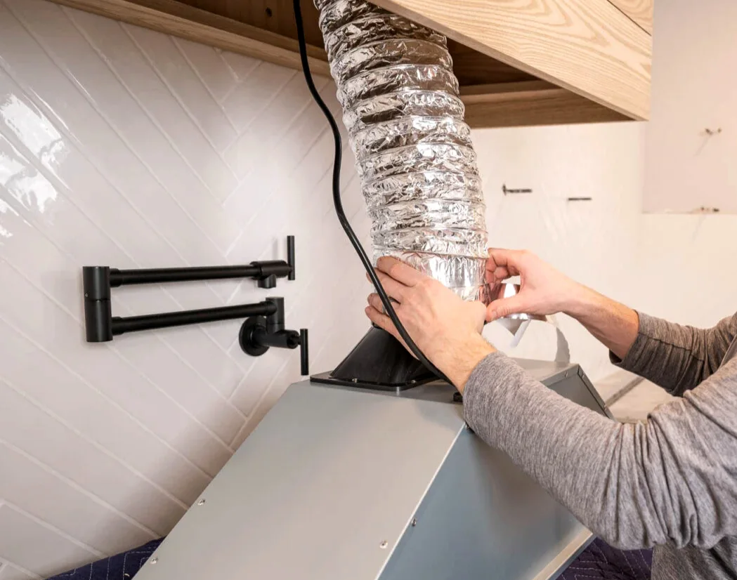 Existing installation guide photo: Connect the duct